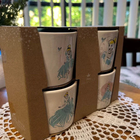 Ceramic “CINDERELLA” ramenki set - Picture 4 of 9